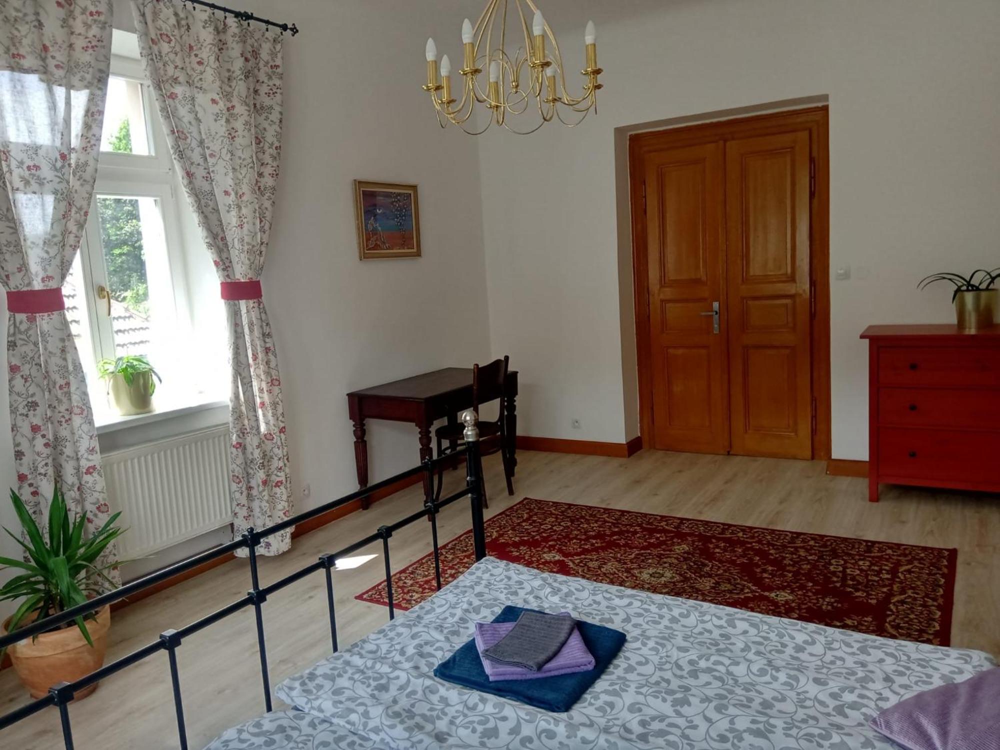 Historic Villa Apartments Prag Exteriör bild